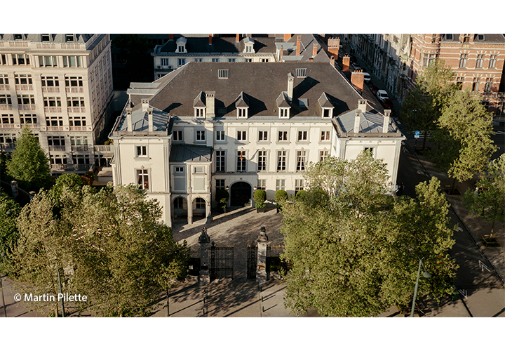 UNWIND YOUR DAY IN THE ELEGANT SETTINGS OF THEMERODE, BRUSSELS’ PRIVATE MEMBERS CLUB WHERE CULTURE, BUSINESS AND IDEAS MEET.